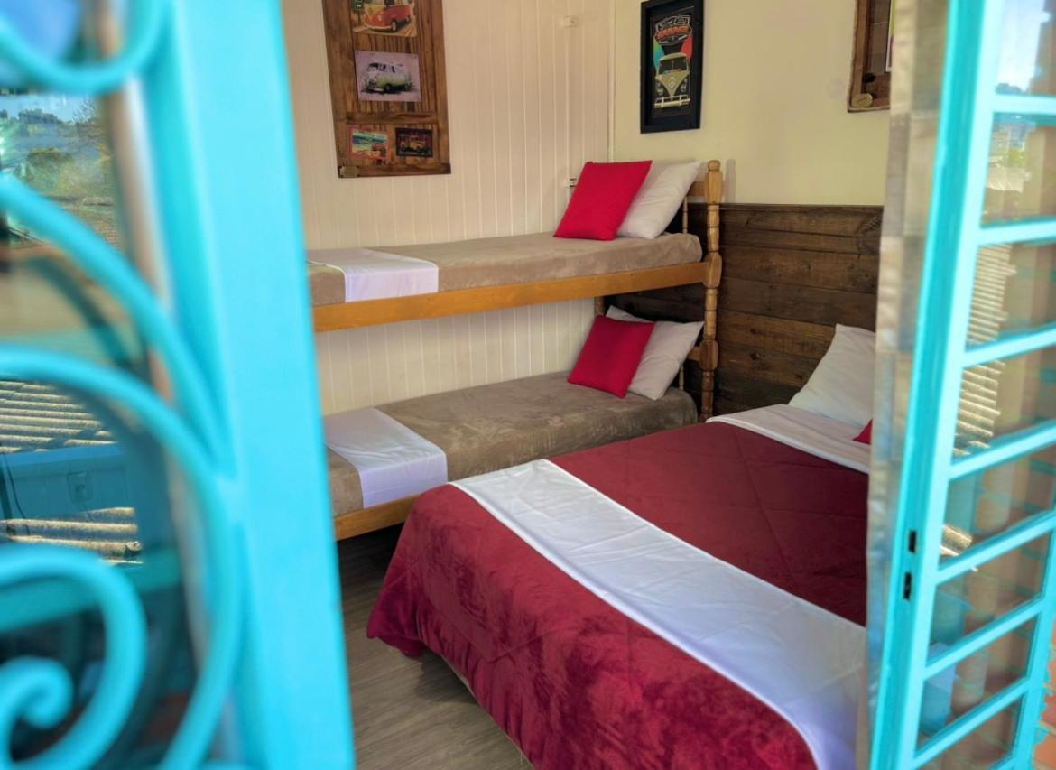 Casa Do Rogerio Hostel Кашиас-ду-Сул Экстерьер фото