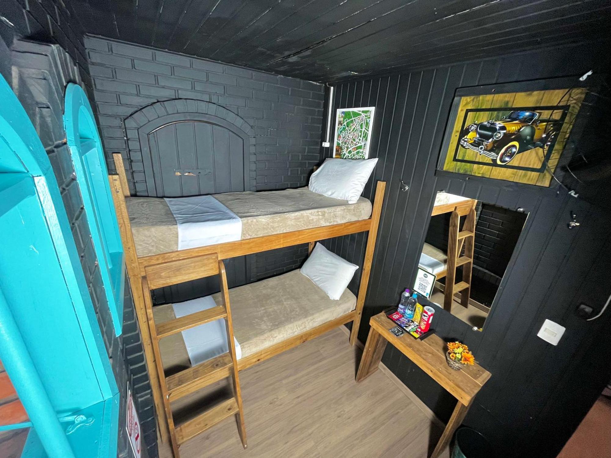 Casa Do Rogerio Hostel Кашиас-ду-Сул Экстерьер фото