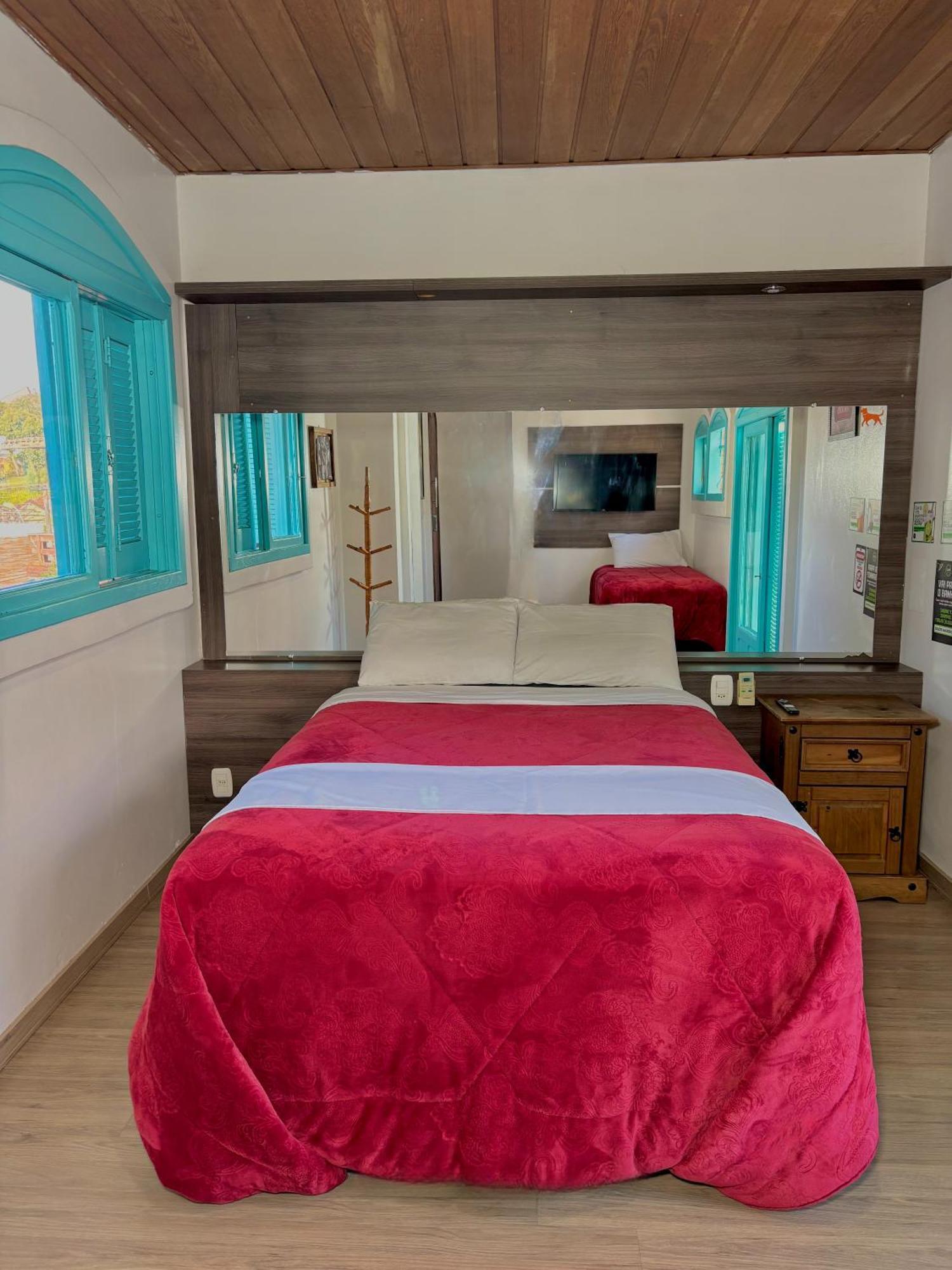 Casa Do Rogerio Hostel Кашиас-ду-Сул Экстерьер фото