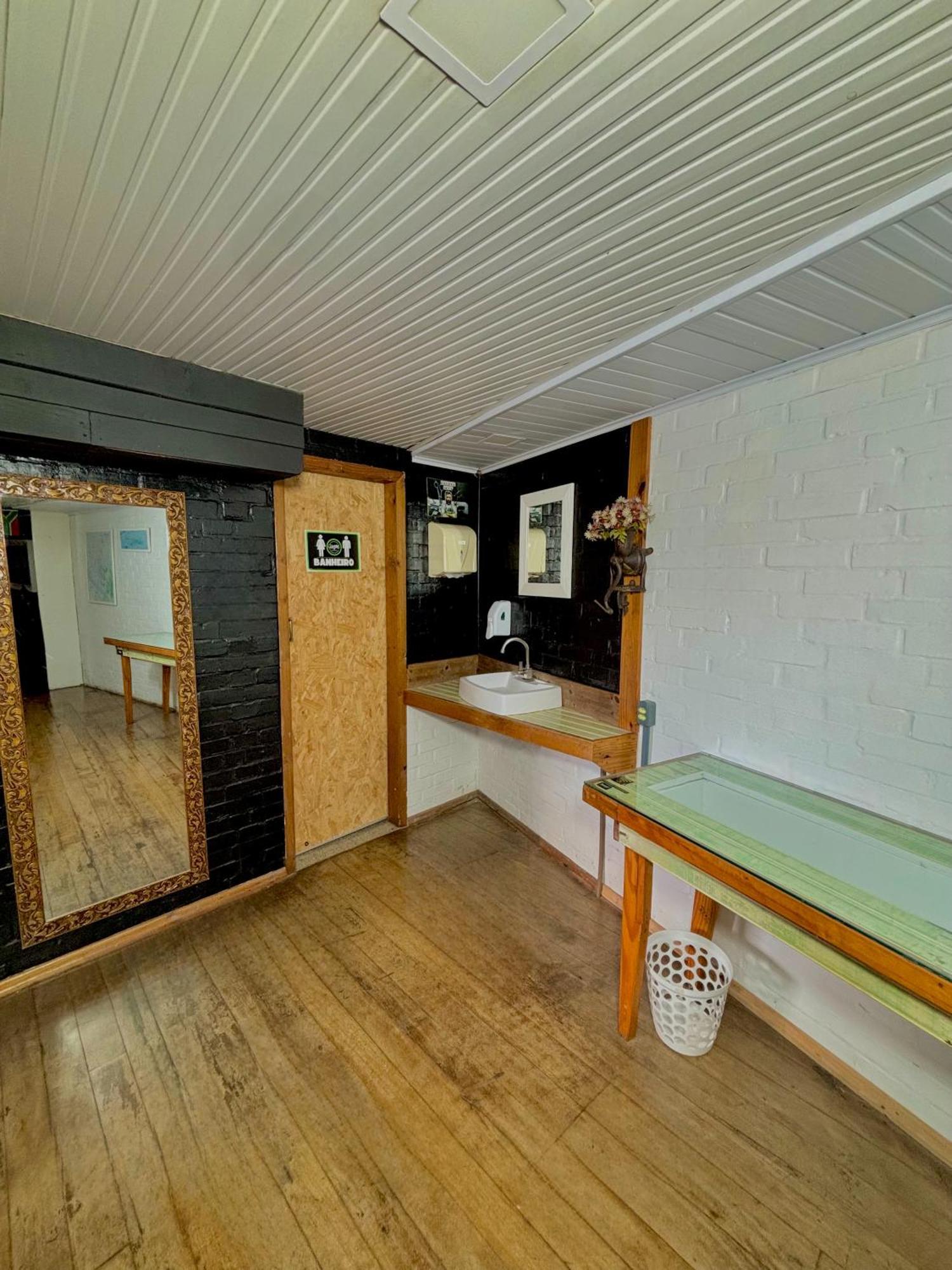 Casa Do Rogerio Hostel Кашиас-ду-Сул Экстерьер фото